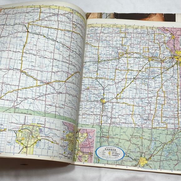 Vintage State Farm Road Atlas United States Mexico Canada Alaska Map Book - Picture 6 of 8